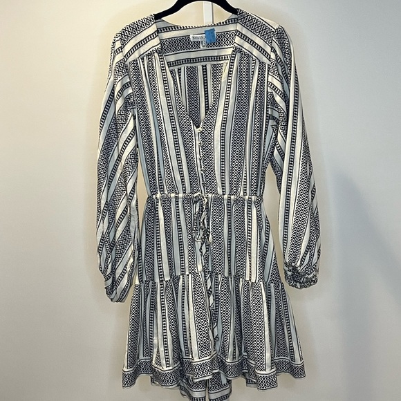 Shona Joy Dresses & Skirts - Shona Joy Lizete Balloon Sleeve Mini Dress size 6